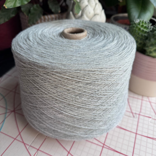 Knoll Merino Lambswool 2/17 Nm / Ash (198)