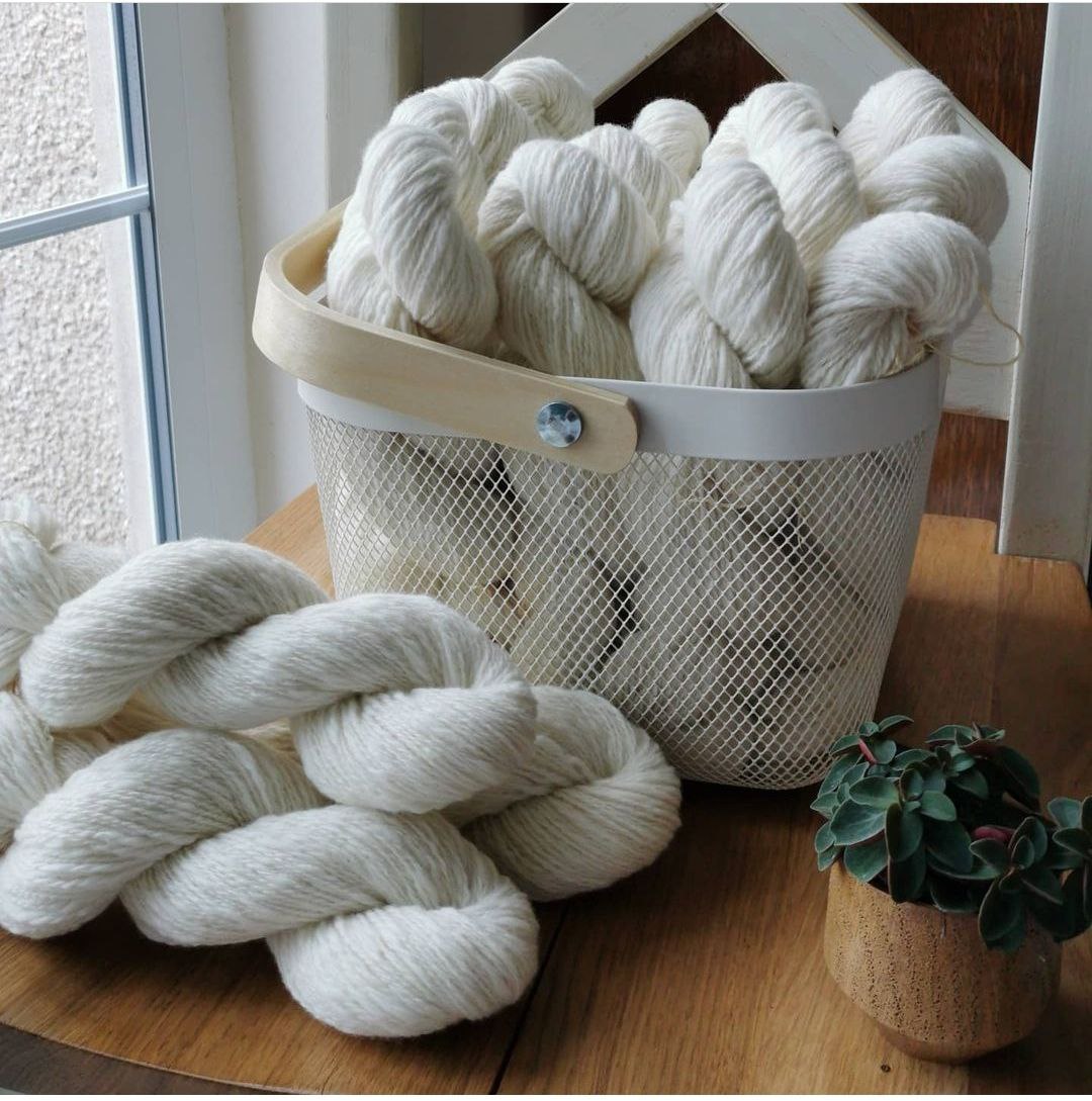 Feodosiia Cloud White Undyed (DK) 50g